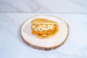 arepa de pollo